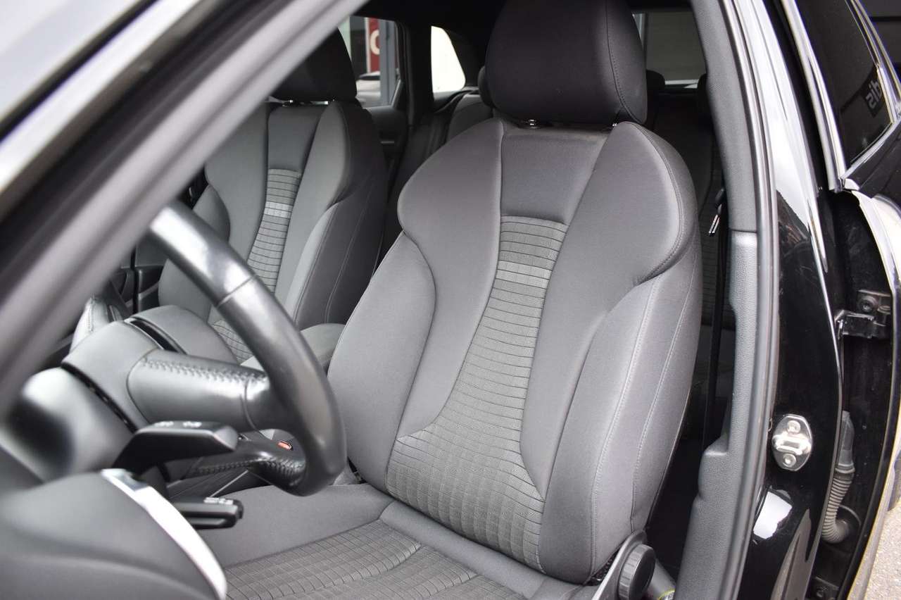 Audi A3  Sportback 35 TFSI S tronic*S-Line*