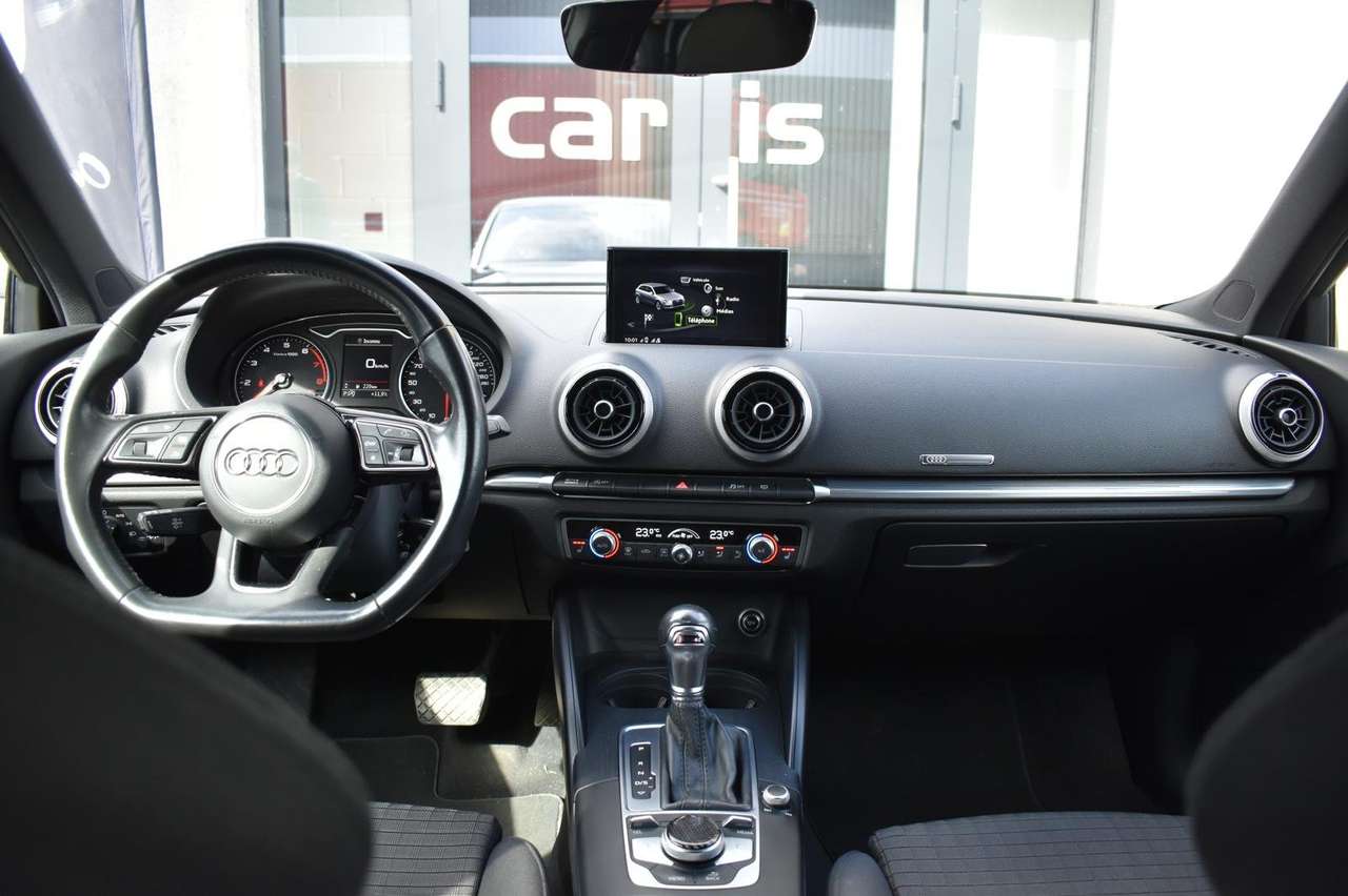 Audi A3  Sportback 35 TFSI S tronic*S-Line*