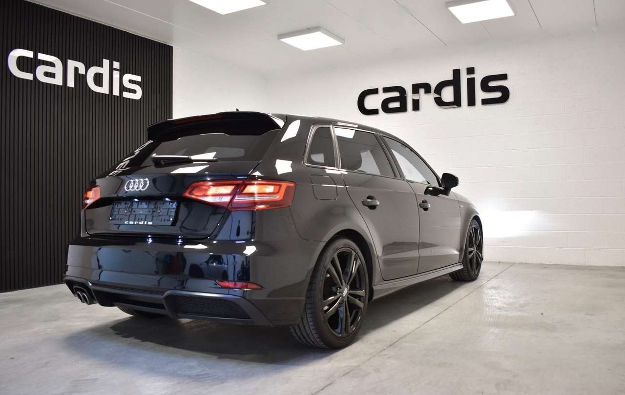 Audi A3  Sportback 35 TFSI S tronic*S-Line*