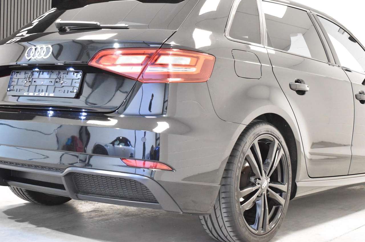 Audi A3  Sportback 35 TFSI S tronic*S-Line*