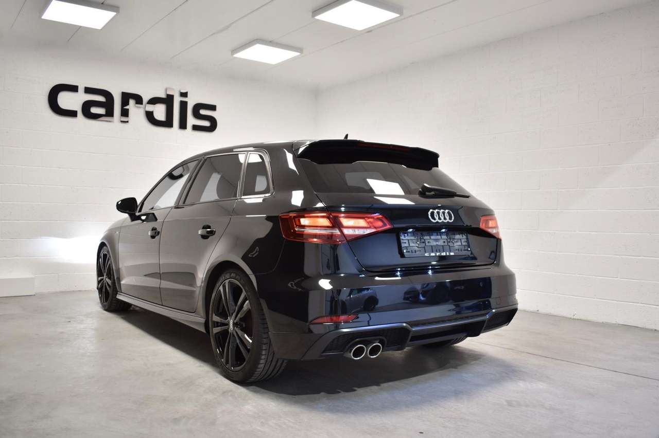 Audi A3  Sportback 35 TFSI S tronic*S-Line*