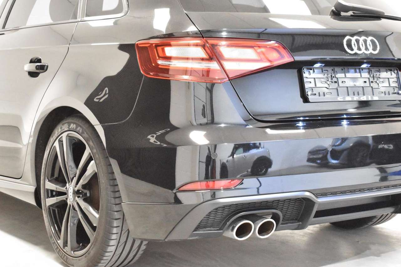 Audi A3  Sportback 35 TFSI S tronic*S-Line*