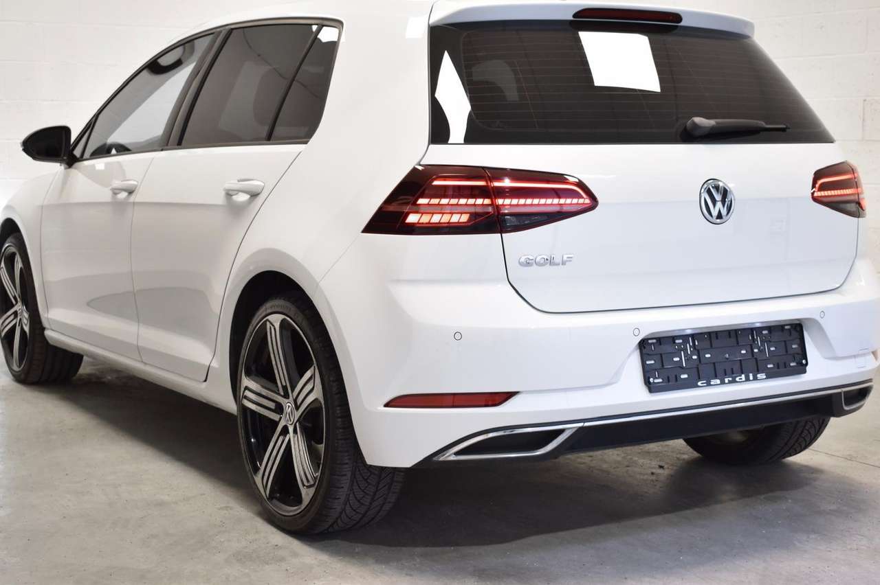Volkswagen Golf  2.0 SCR TDi Life DSG