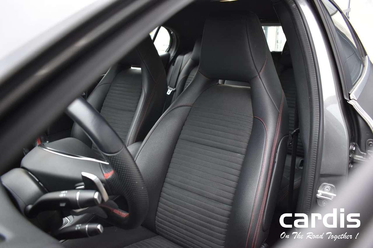 Mercedes-Benz GLA 180  Business Solution AMG (EU6.2)
