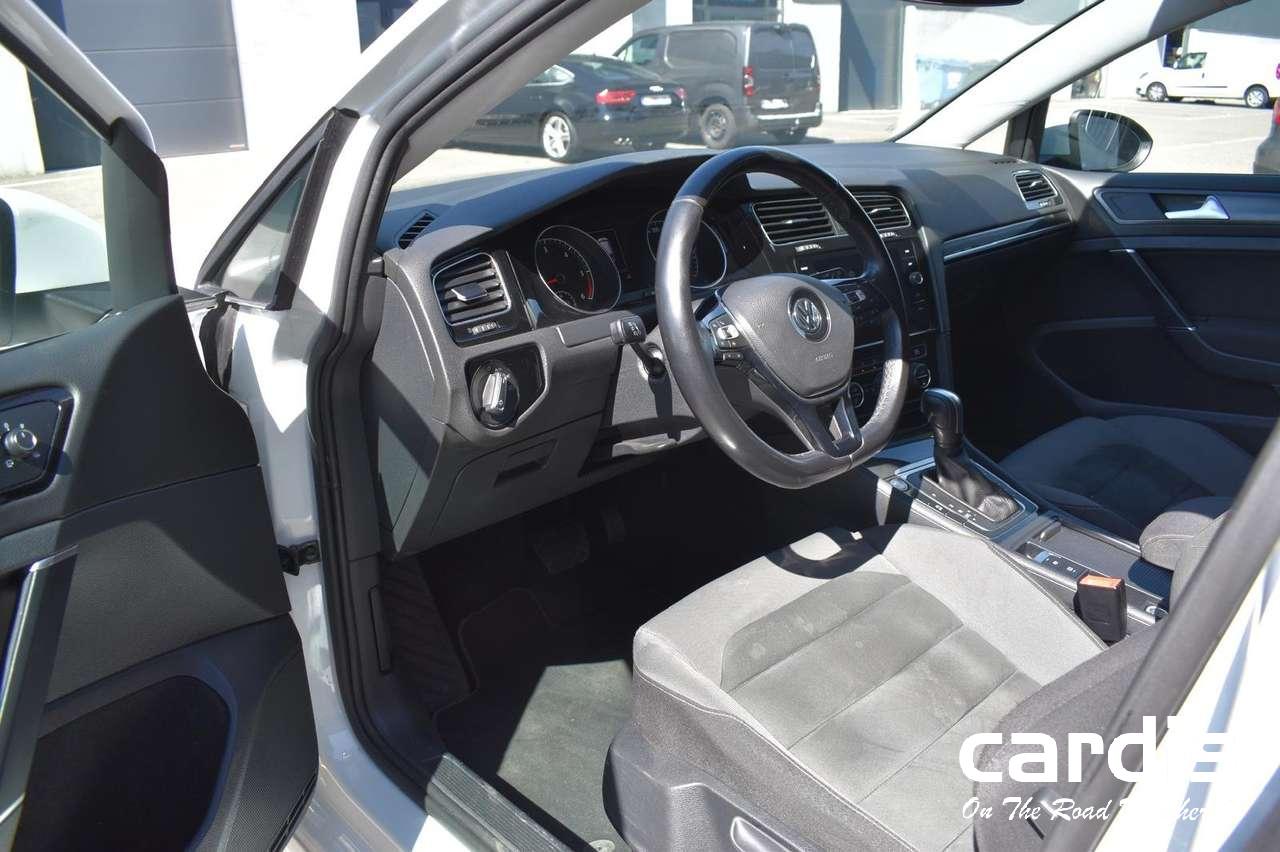 Volkswagen Golf  2.0 SCR TDi Life DSG