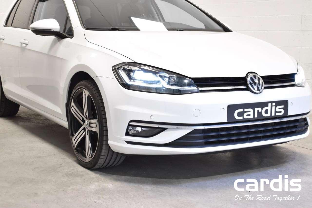Volkswagen Golf  2.0 SCR TDi Life DSG