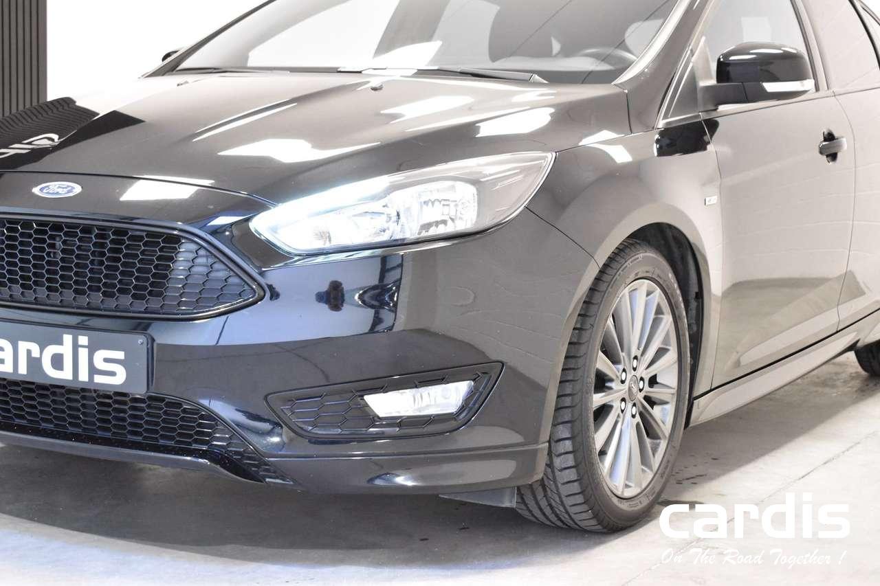 Ford Focus  Focus 1.0 EcoBoost ST Line