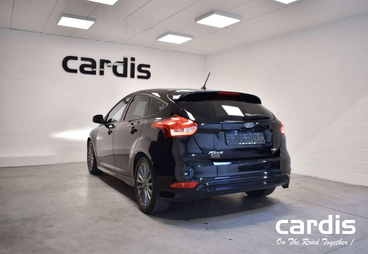 Ford Focus  Focus 1.0 EcoBoost ST Line