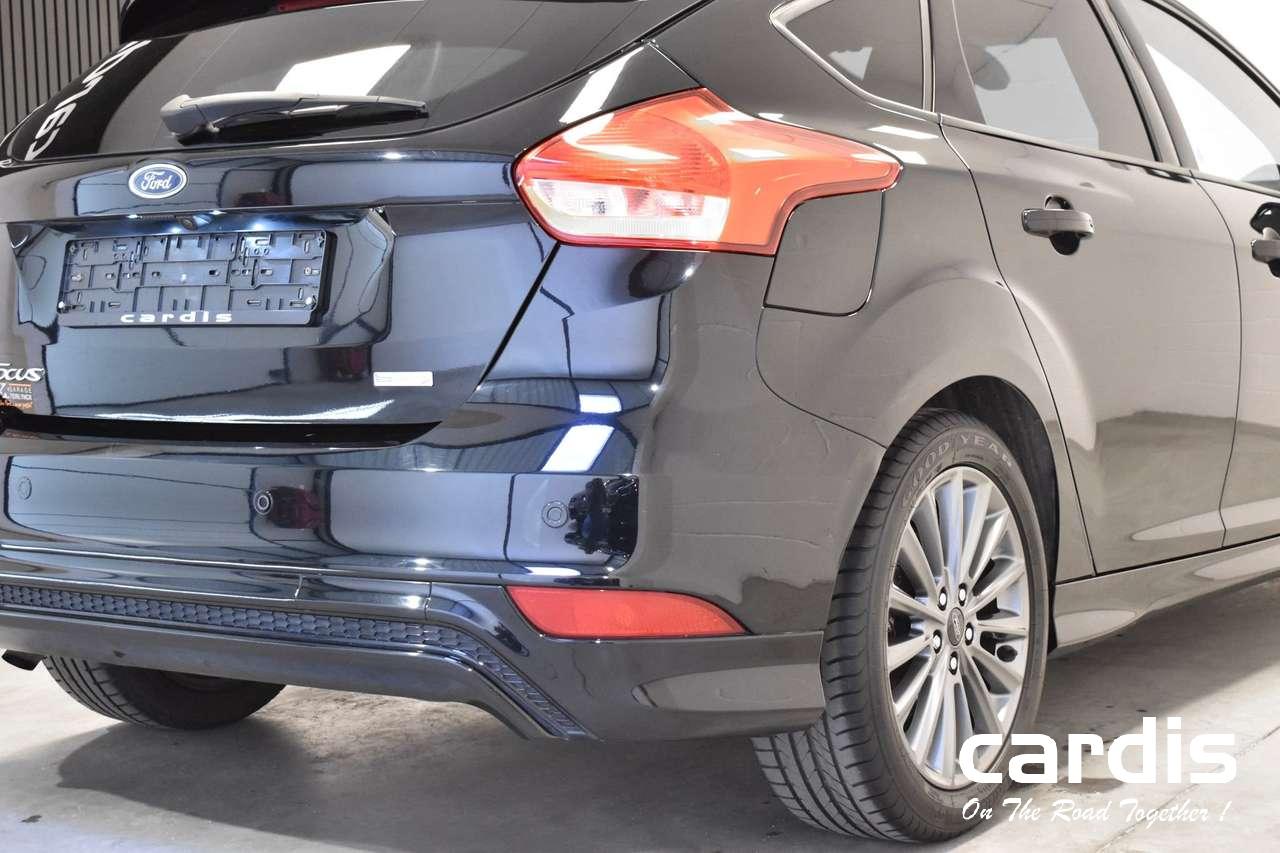 Ford Focus  Focus 1.0 EcoBoost ST Line