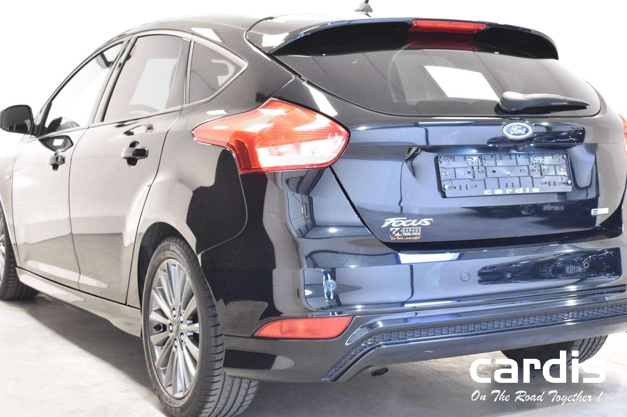 Ford Focus  Focus 1.0 EcoBoost ST Line