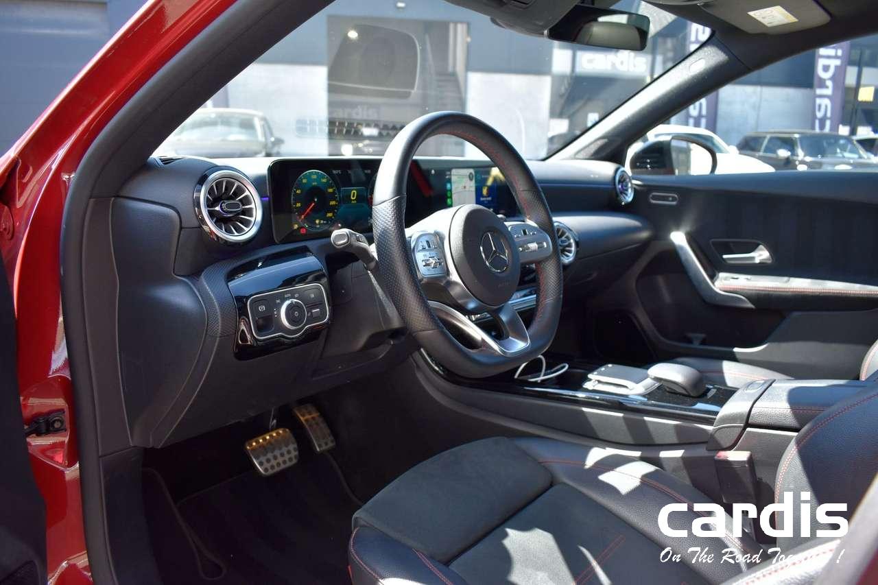 Mercedes-Benz A 180  A 180 d AMG Line