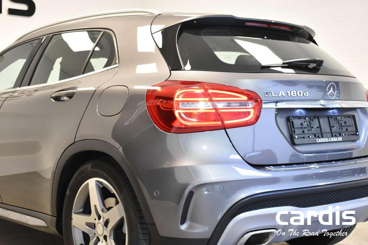 Mercedes-Benz GLA 180  GLA 180 d Business Solution AMG