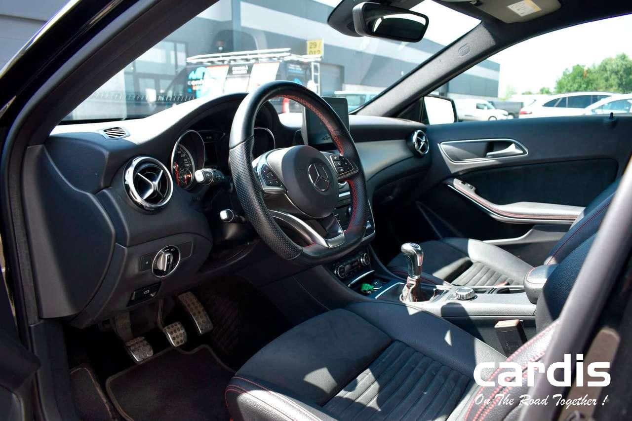 Mercedes-Benz GLA 180  GLA 180 Business Solution AMG (EU6.2)