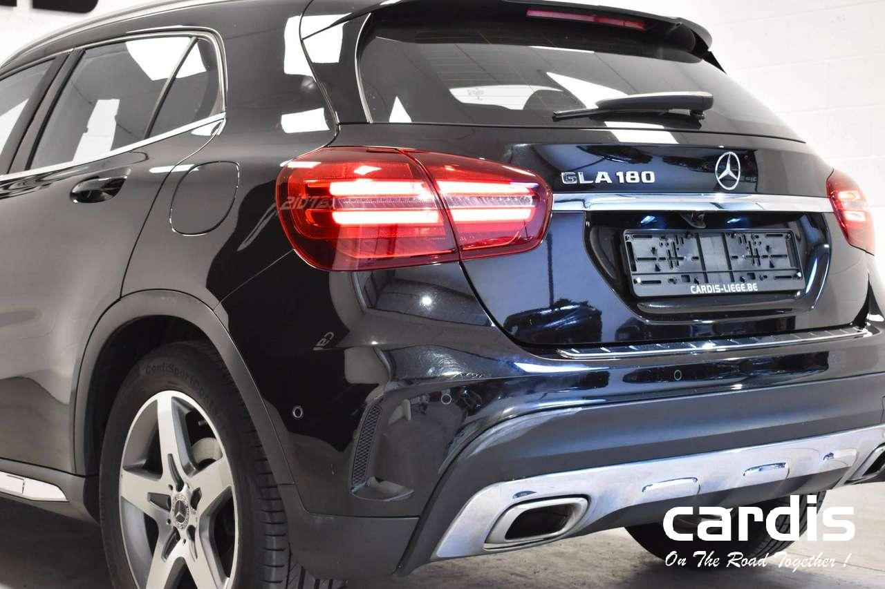 Mercedes-Benz GLA 180  GLA 180 Business Solution AMG (EU6.2)