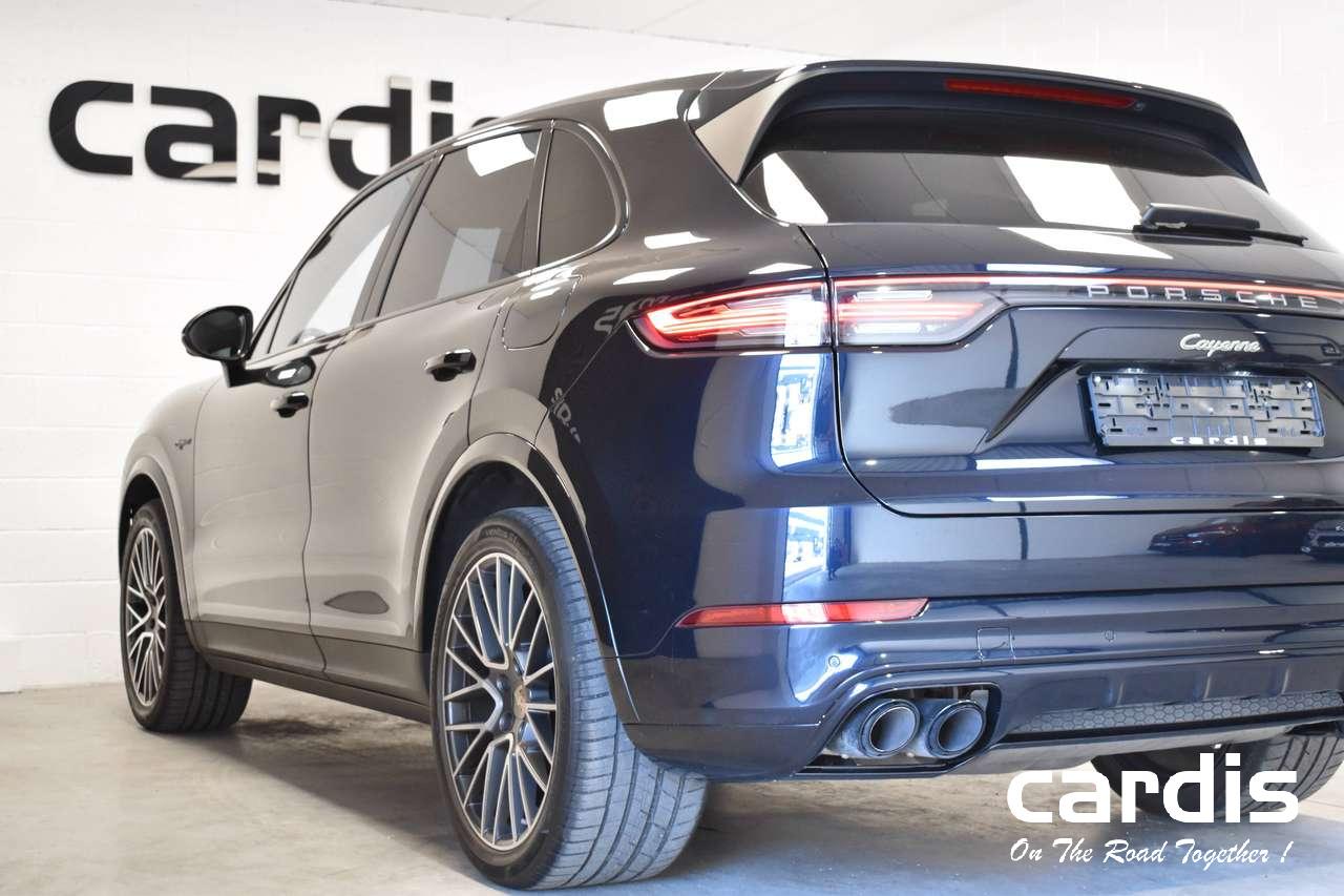 Porsche Cayenne  E-HYBRID 3.0i V6 PHEV Tiptronic S Platinum Edition